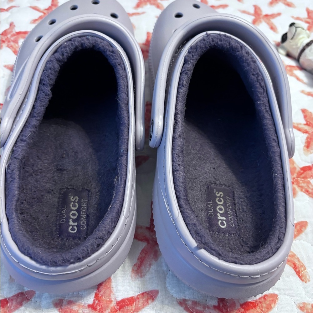 CROCS Women's Light  purple Slip-On Slippers - Picture 6 of 8